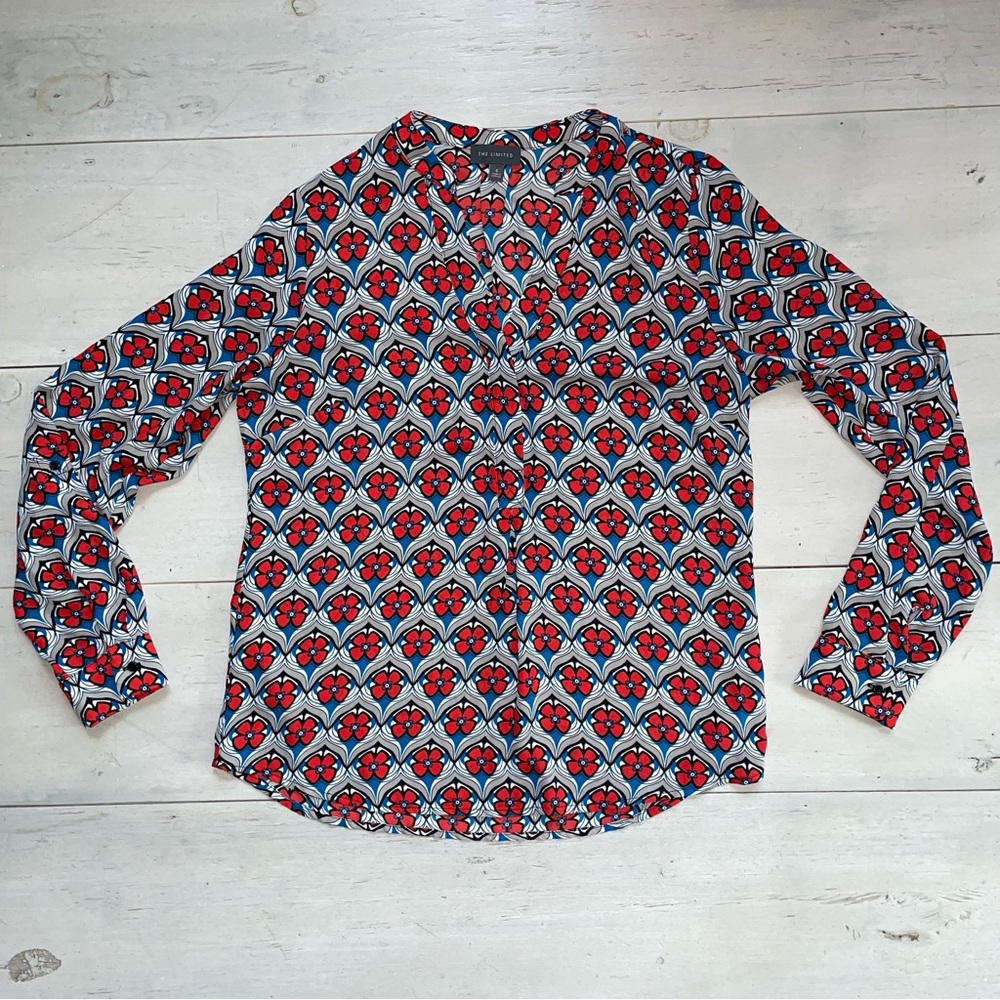 The Limited Women’s Floral Lightweight Blouse Red Blue Long Sleeve Cuffed Size S